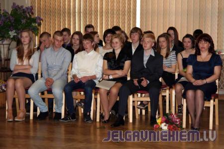 Šodien Jelgavas skolās pēdējais zvans