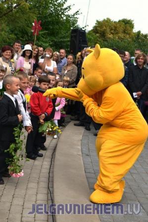 Foto: Pūks un Pūce sāk jauno mācību gadu