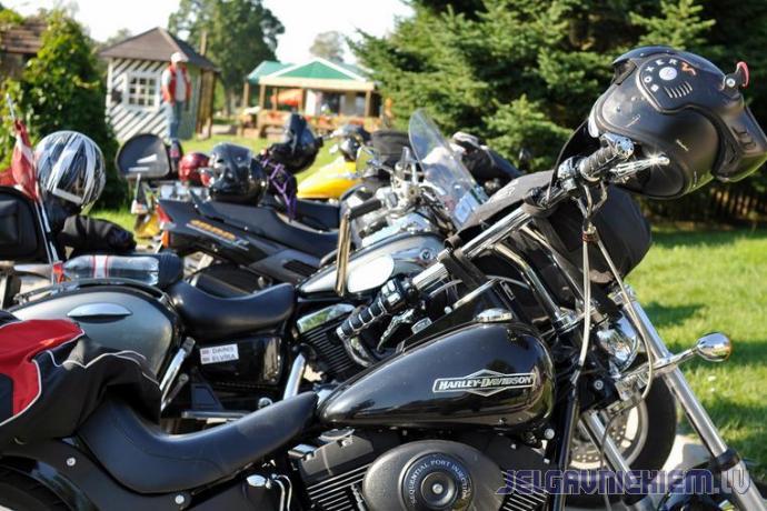 Moto sezonai pošas arī moto braucēji no Jelgavas