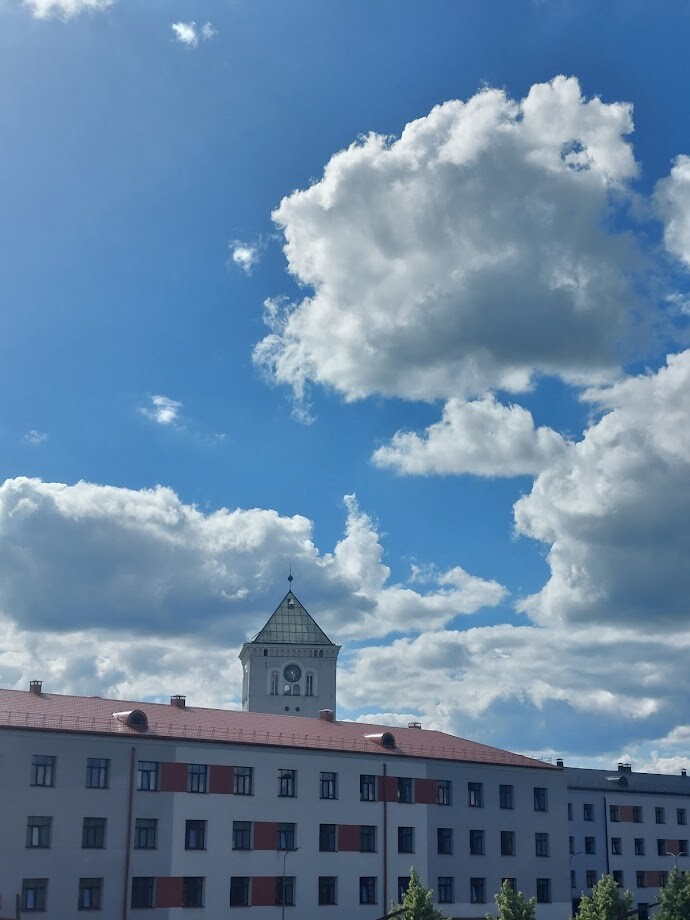 Ceturtdien gaiss iesils līdz 24 grādiem